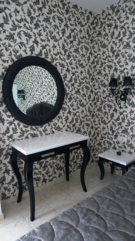 George & Sia'S House Neos Marmaras Quarto foto